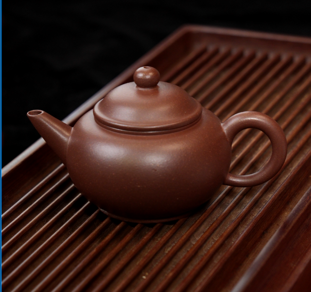 水平壶，原矿本山紫泥，容量190cc，半手工制作