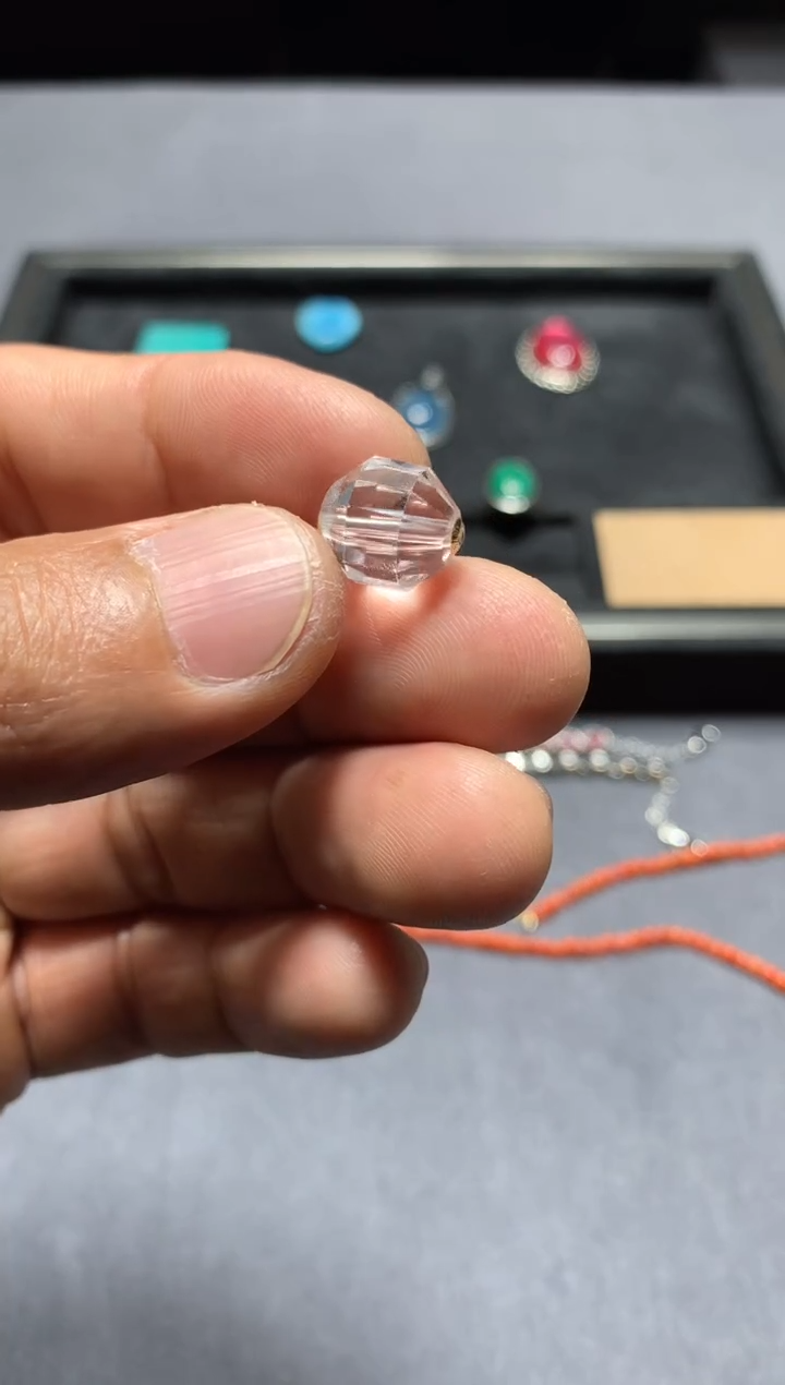 未镶嵌颈饰水晶W95（随机性发货只发一单）