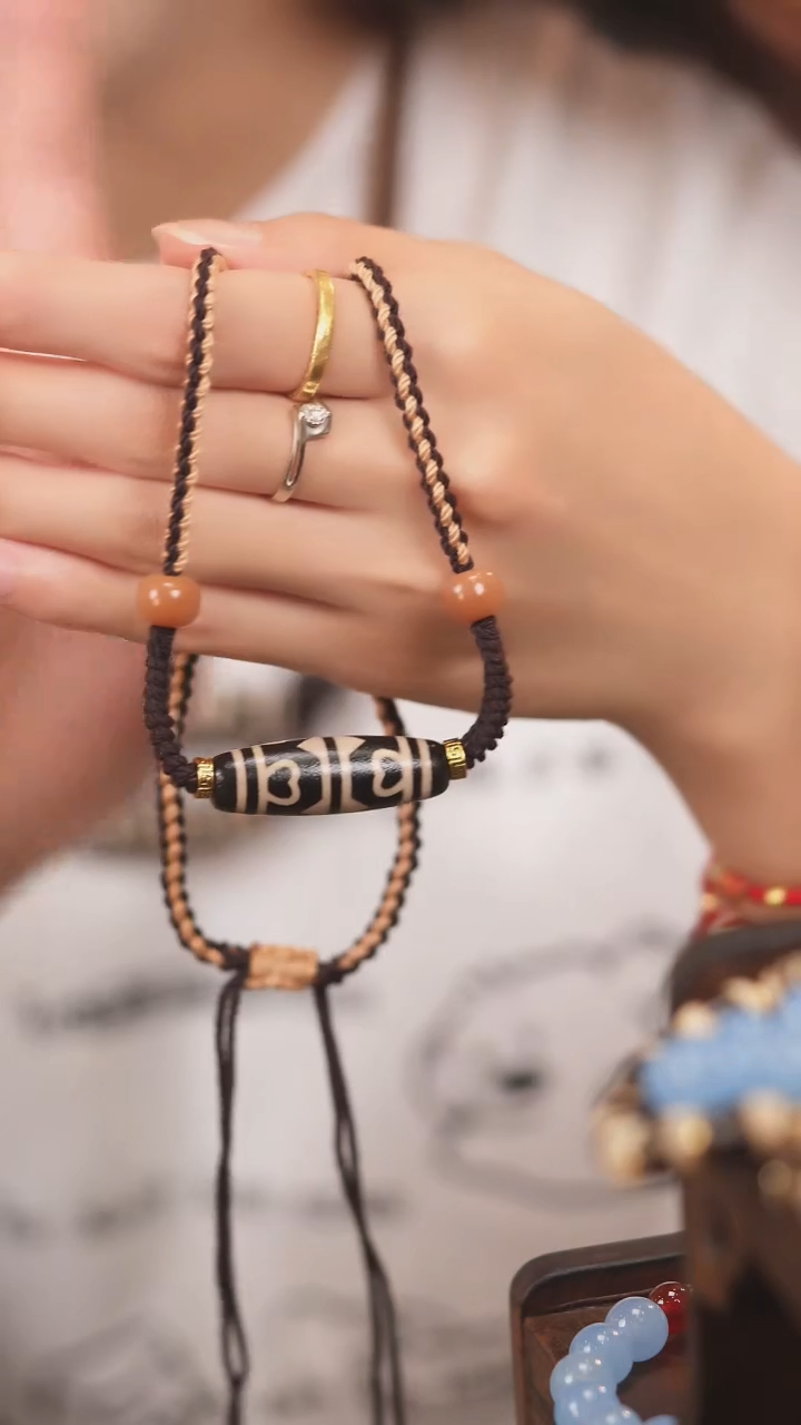 玛瑙/玉髓颈饰未镶嵌传世珠宝