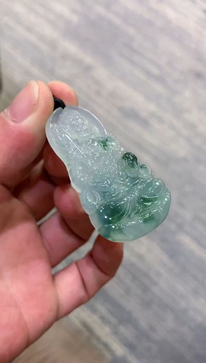 颈饰未镶嵌翡翠有*有