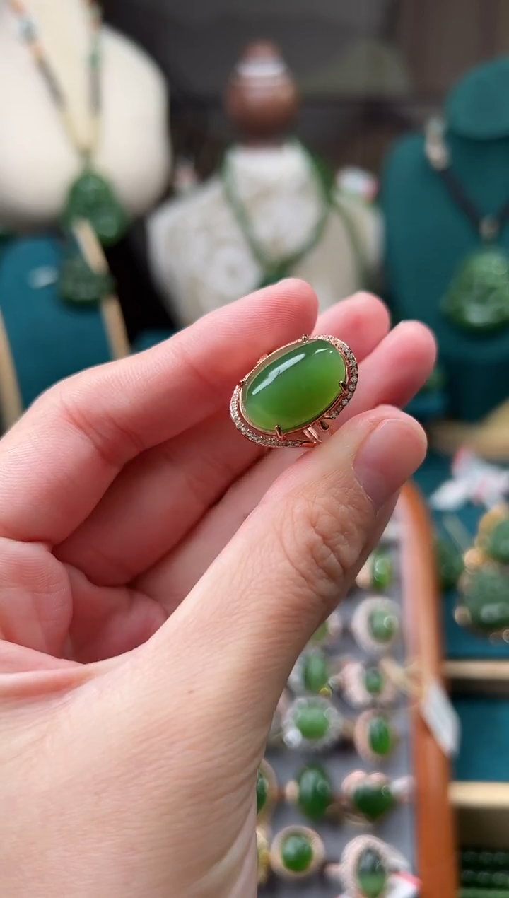 银S925镶嵌戒指和田玉碧玉 