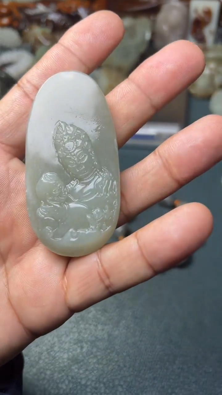 未镶嵌和田玉把件-