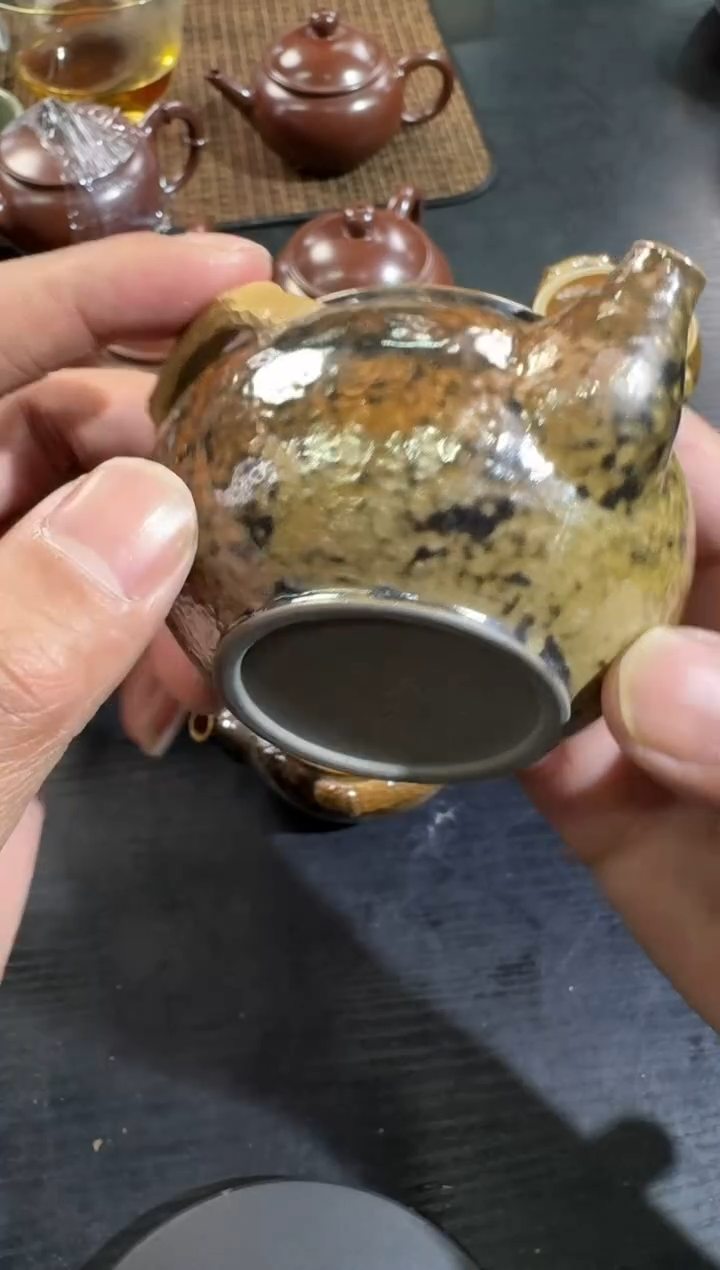 【闪购商品】 手抓壶-----------
