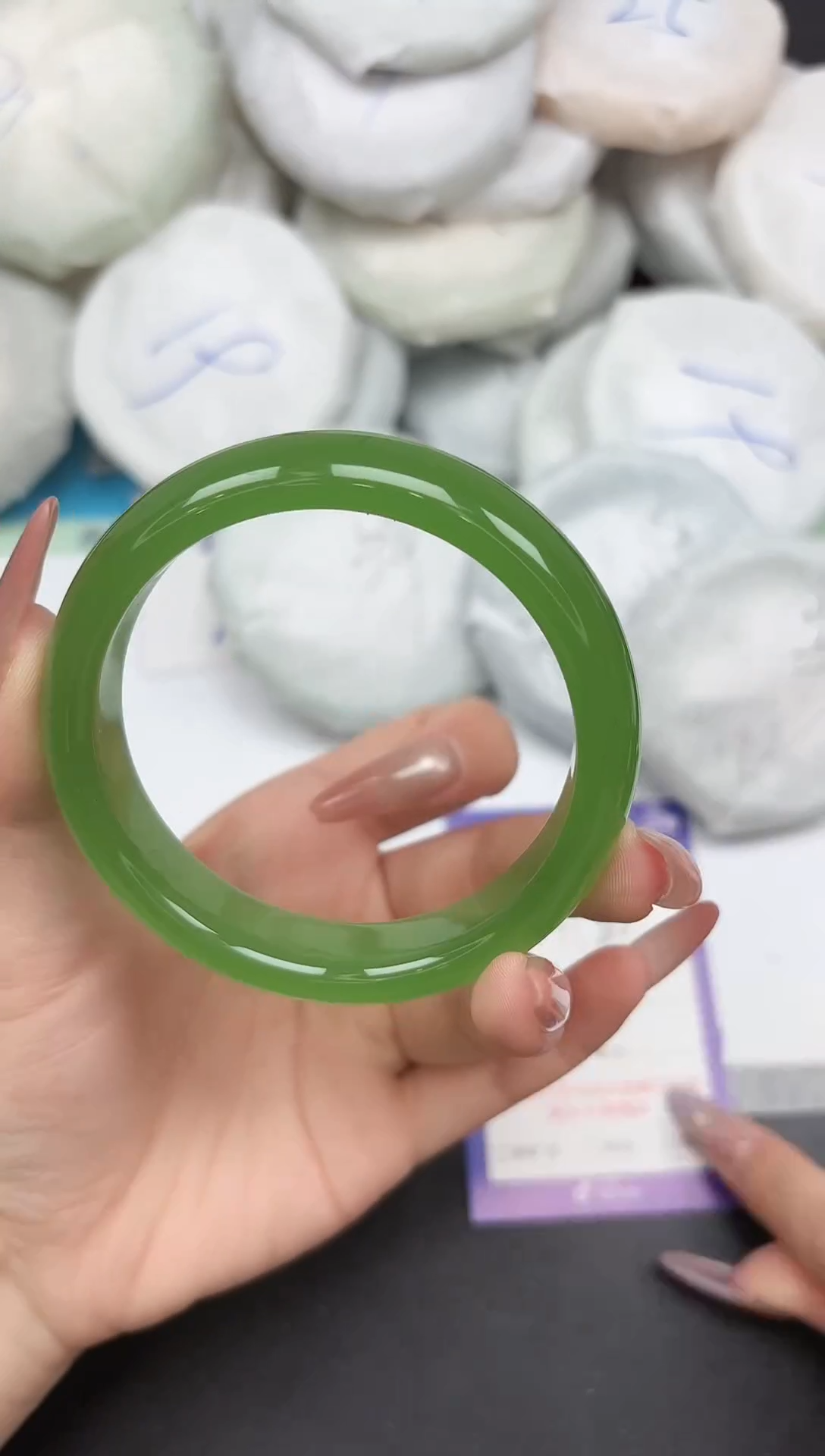 未镶嵌手镯石英质玉95-60