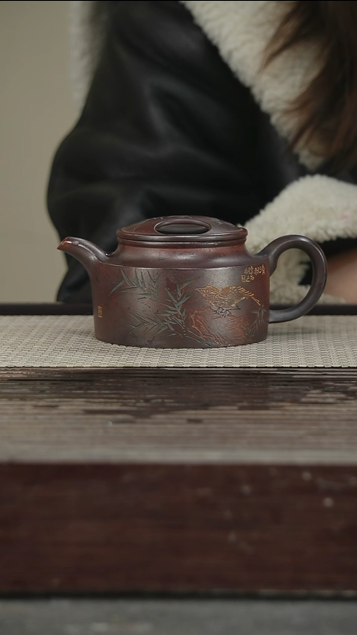 茶壶紫砂63号300CC