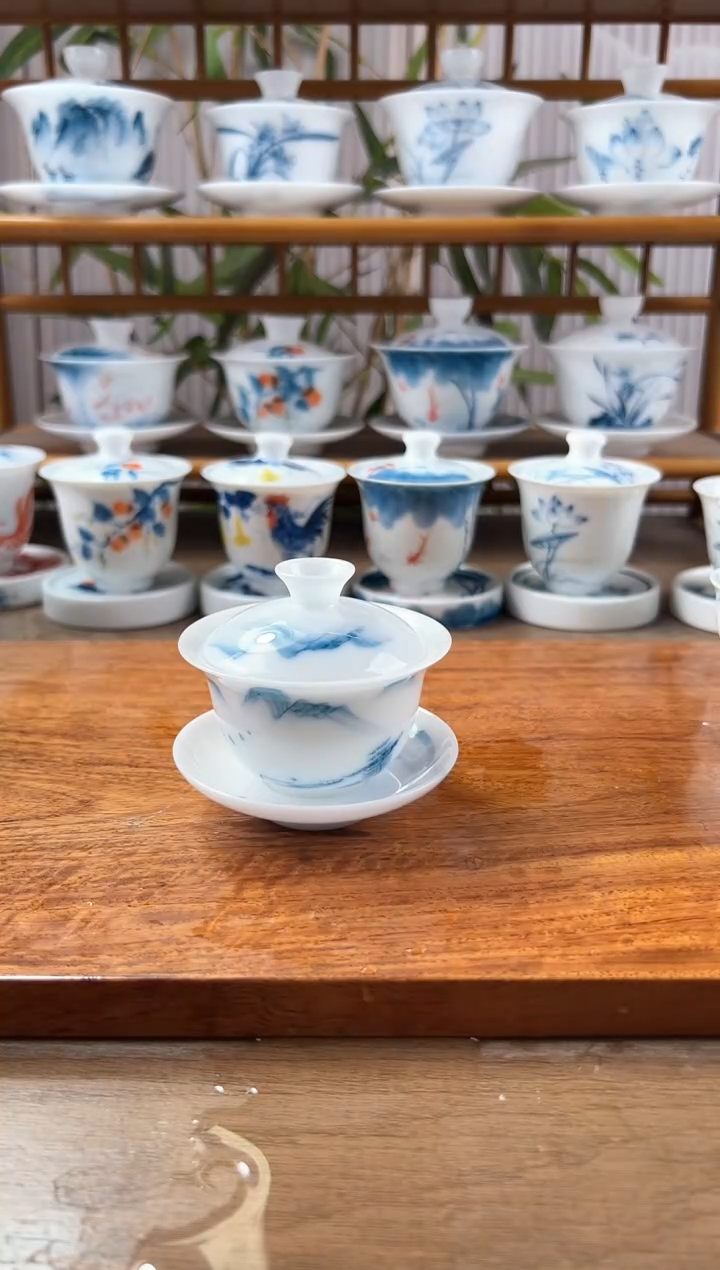 微瑕高冰清山水80ml三才盖碗