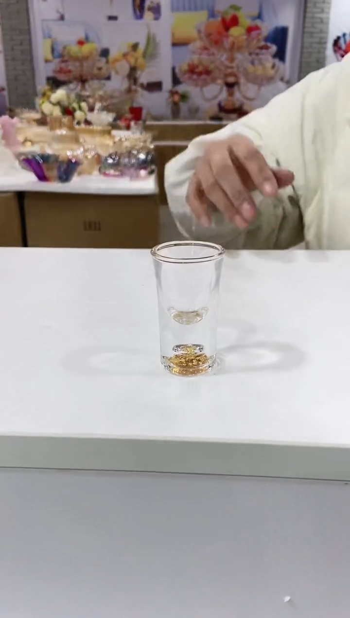 【闪购商品】玻璃金箔子弹杯一个