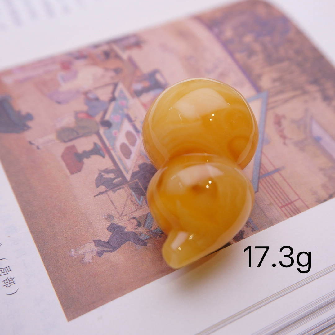 臻品焦皮料时尚蜜蜡鸡油黄溶洞葫芦吊坠