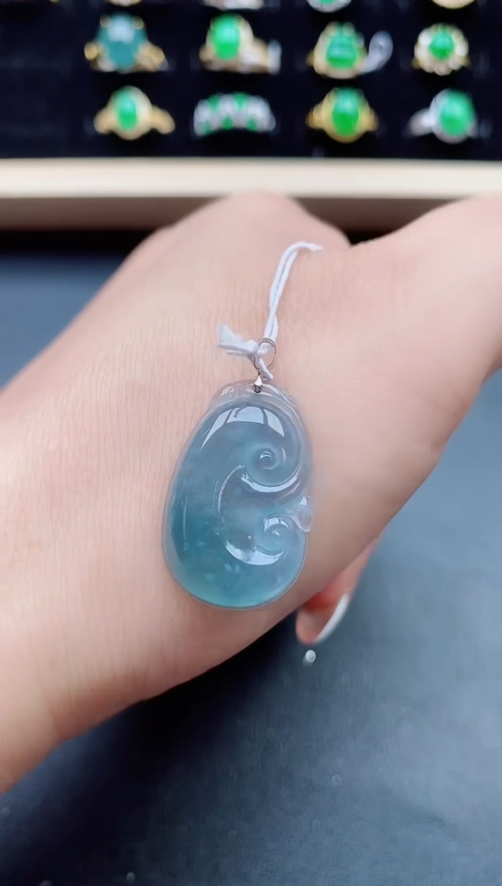 【闪购商品】翡翠吊坠(赠链)18K金镶嵌32321