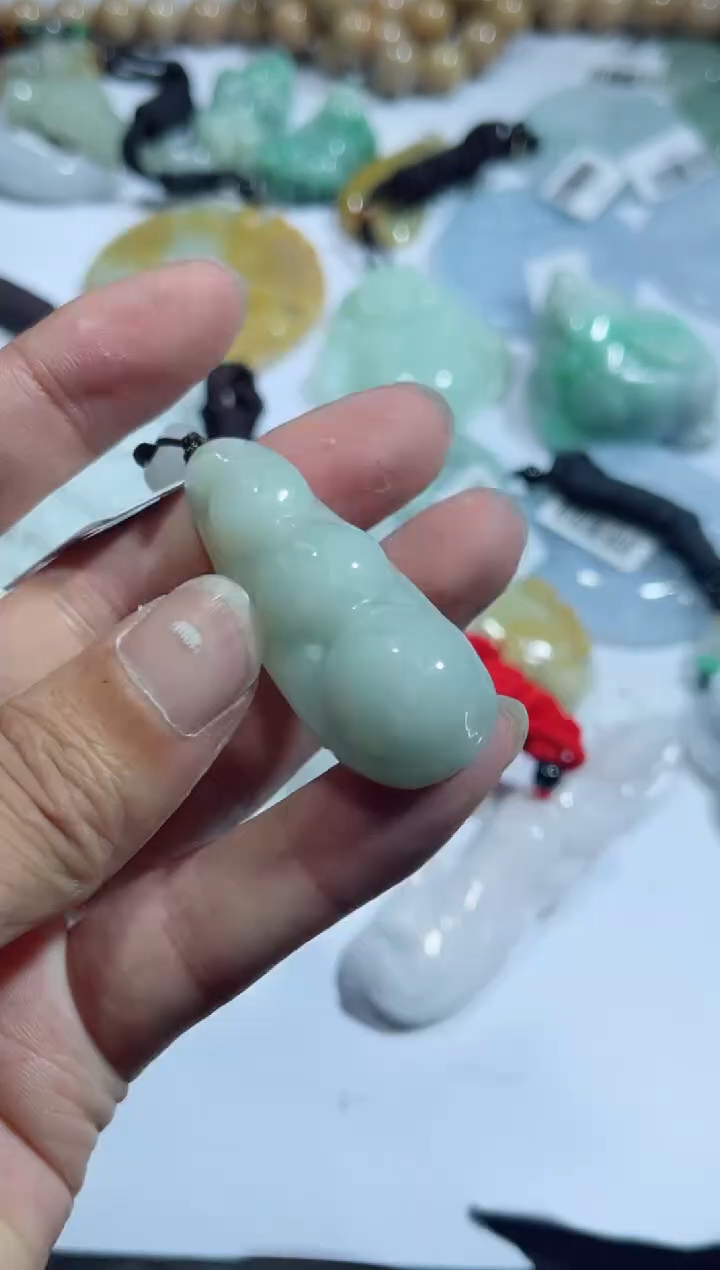 【闪购商品】翡翠吊坠(不含链)未镶嵌00001117