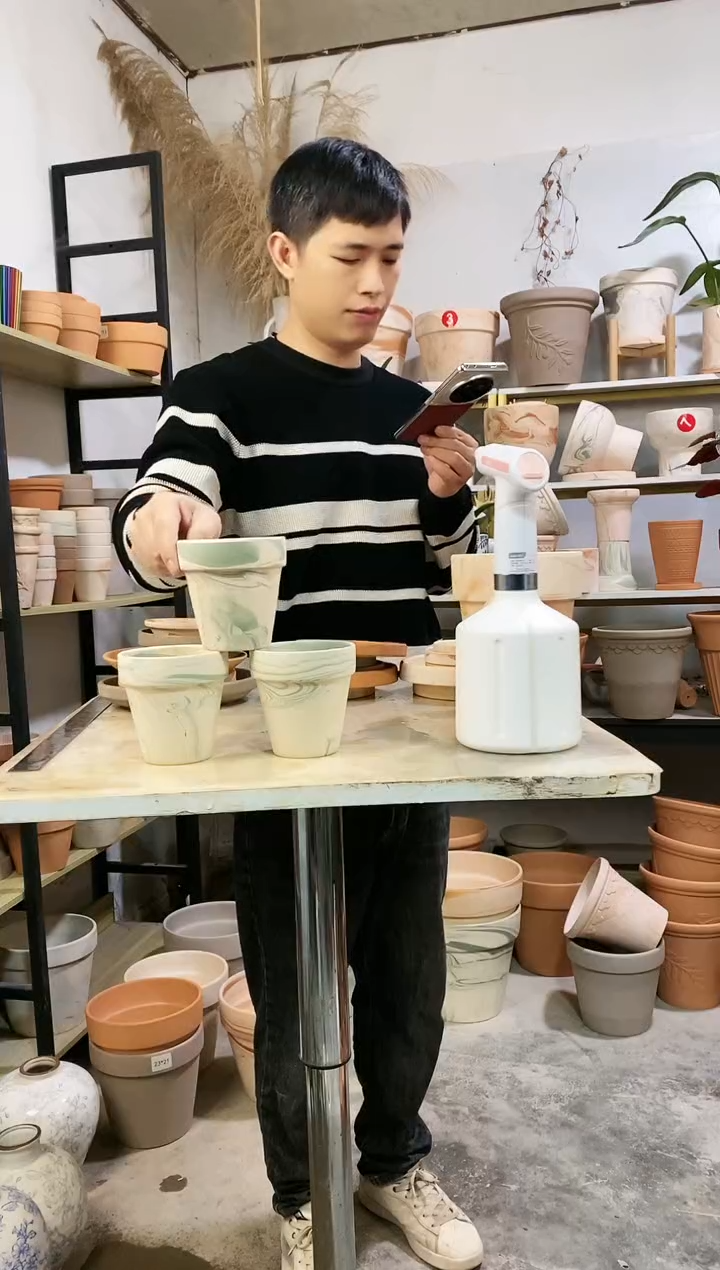 【闪购商品】红陶10*10绿白陶 3盆无托