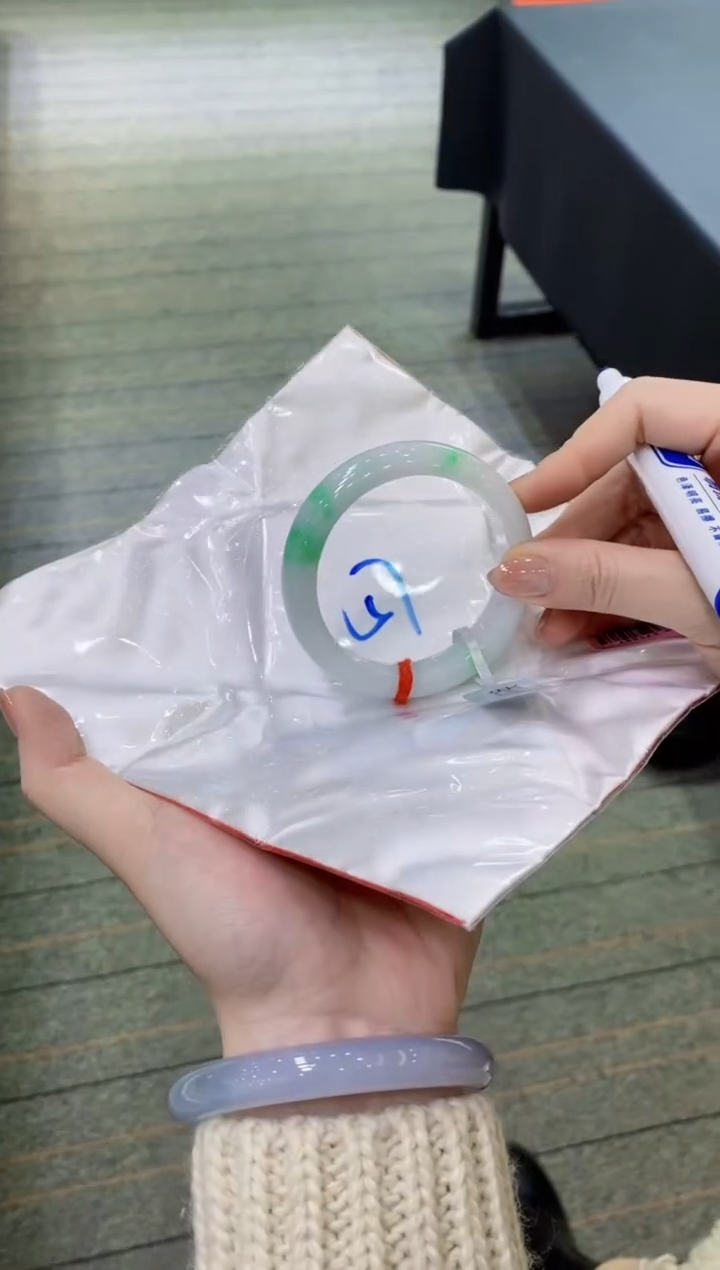 【闪购商品】翡翠手镯未镶嵌1111111111