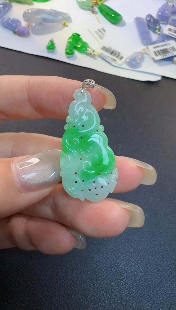 翡翠18K金镶嵌颈饰 请输入需要关联的品牌