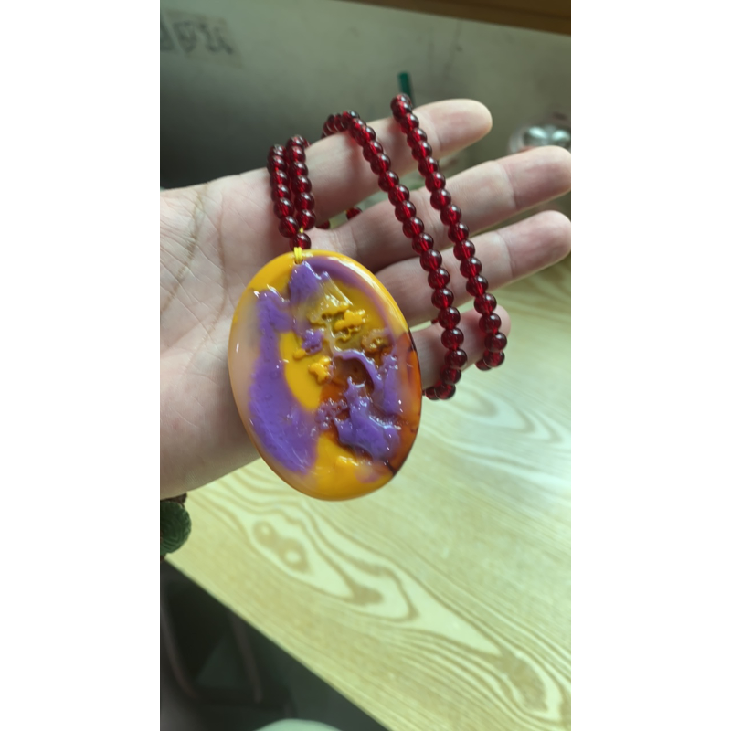 B  340 春彩山水牌吊坠项链