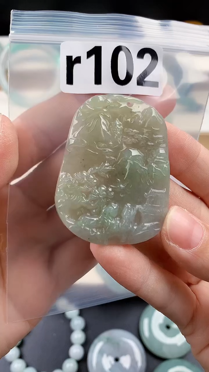颈饰未镶嵌翡翠W****马天然翡翠吊坠挂件