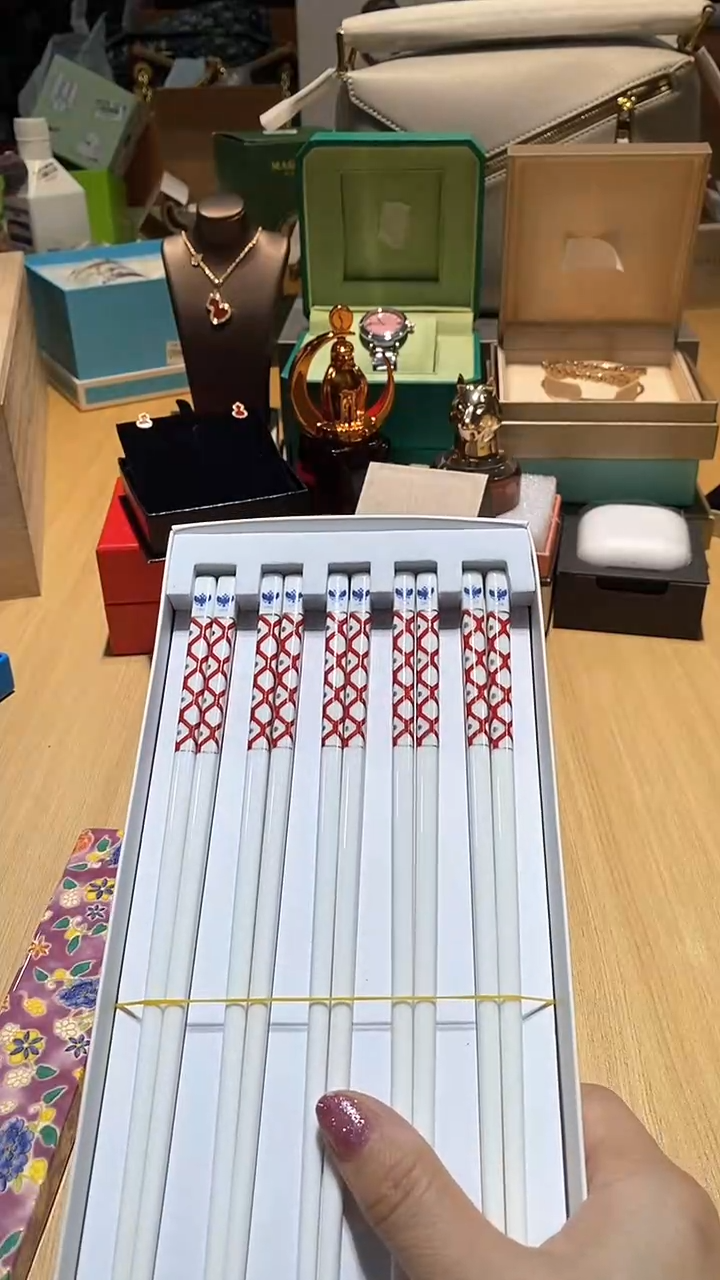 【闪购商品】瓷片锅碗瓢盆一件不剩