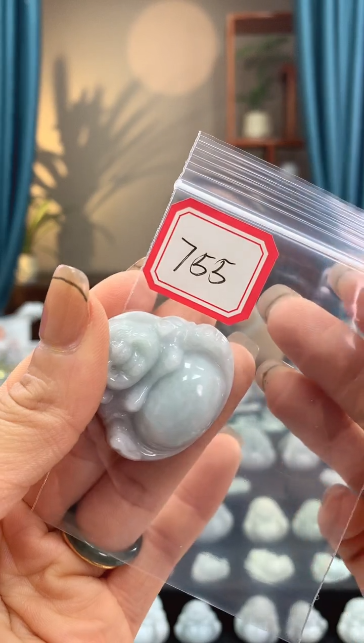 翡翠未镶嵌颈饰佛公755