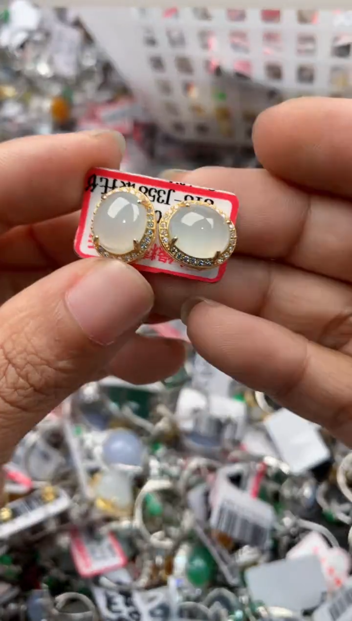 银S925镶嵌戒指翡翠666          7