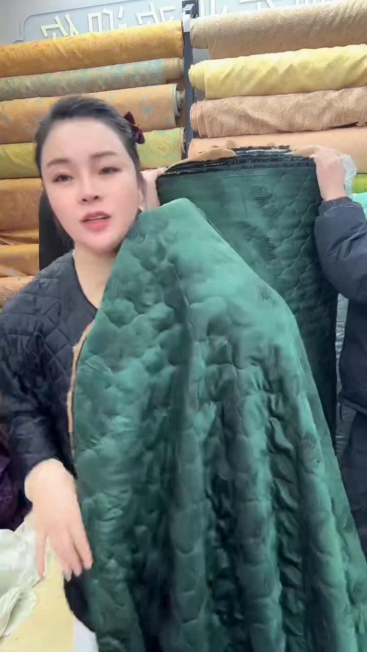 25号墨绿色羊绒绗棉1.5米