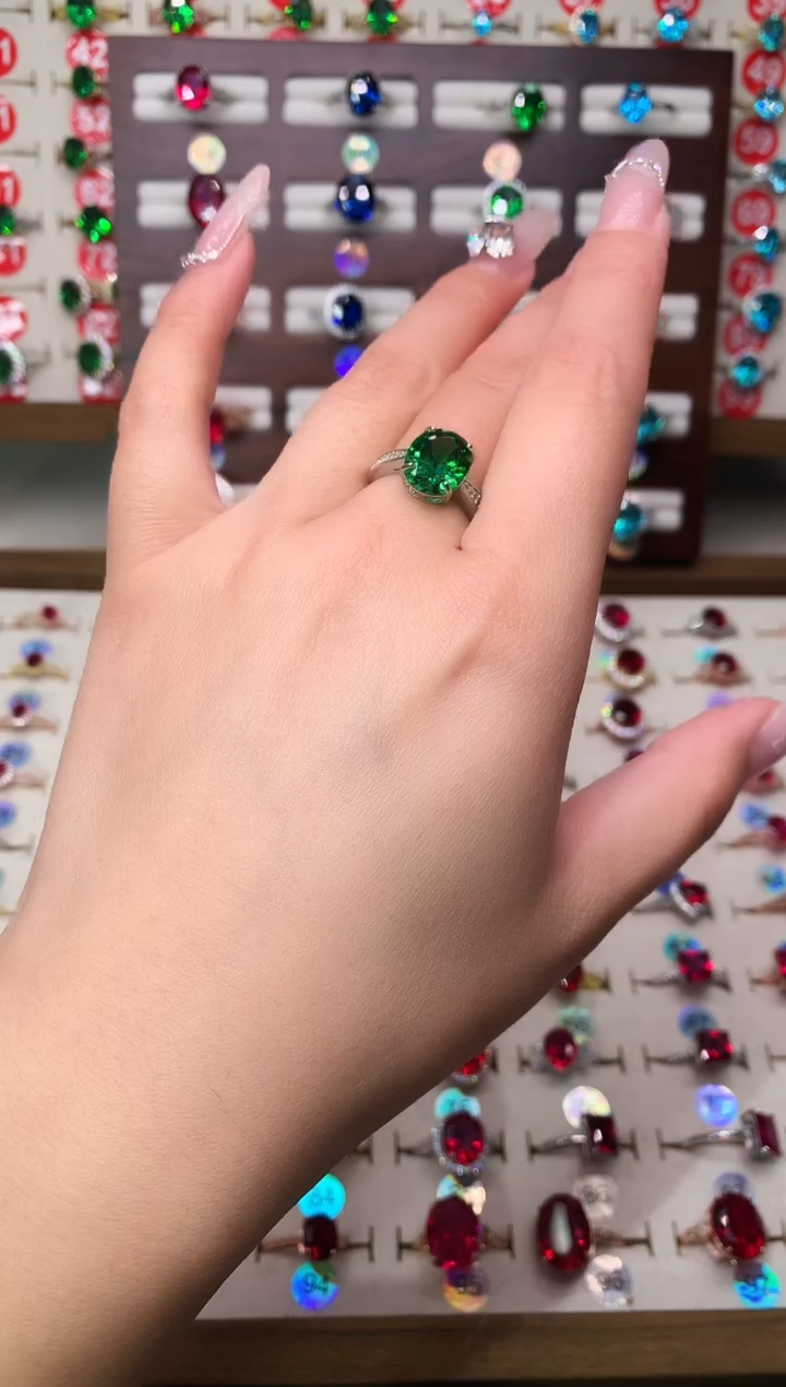 无925银典藏 轻奢 小祖母绿绿色系9*11银托戒指