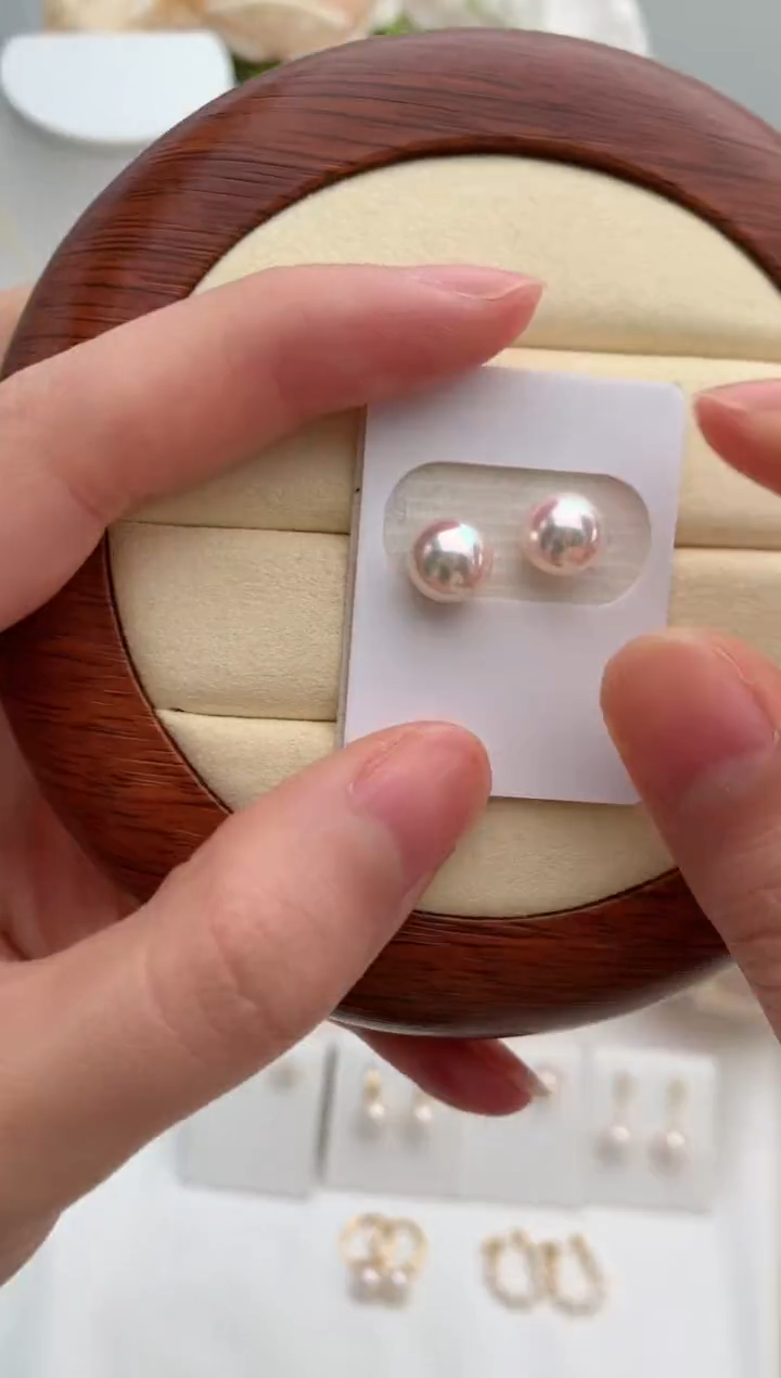 【闪购商品】海水珍珠耳饰18K金镶嵌7.5-8极光天女素钉