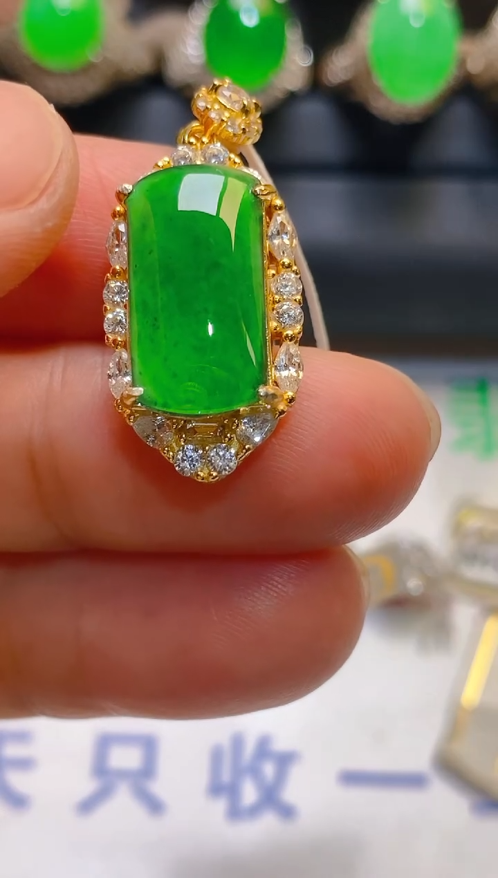 【闪购商品】翡翠耳饰银S925镶嵌天然A货翡翠1