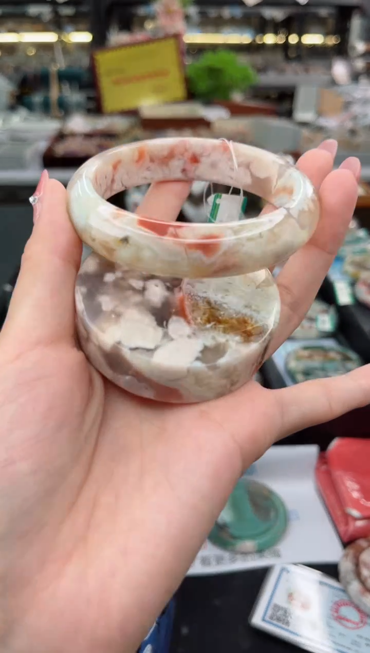 【闪购商品】石英质玉手镯未镶嵌61圈口（赠品镯心）S9437