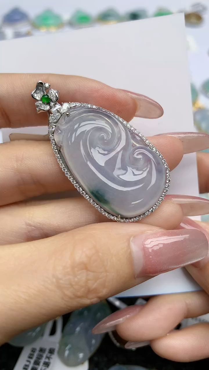 【闪购商品】翡翠18K金镶嵌挂件天然翡翠A货