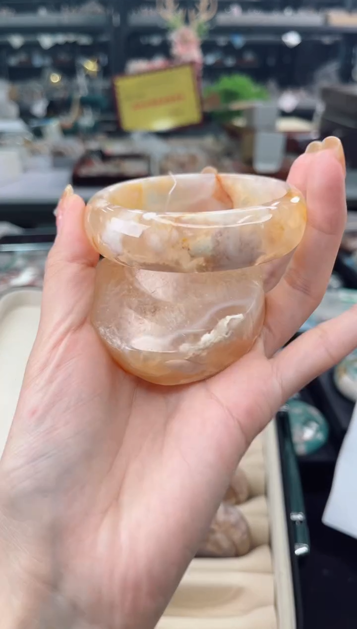 【闪购商品】石英质玉手镯未镶嵌61圈口（赠品镯心）3451120