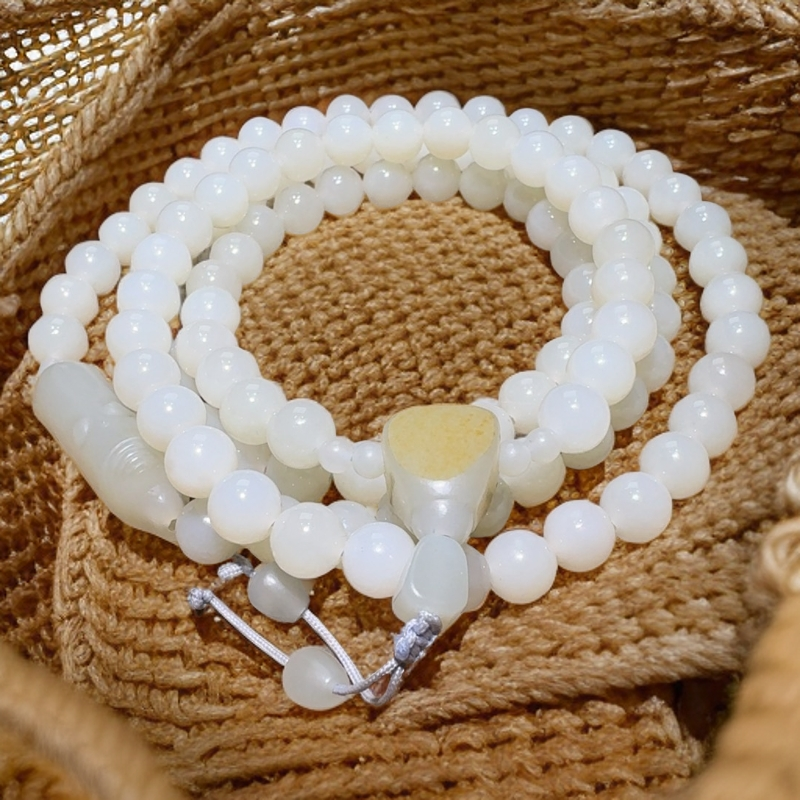 和田玉未镶嵌项链