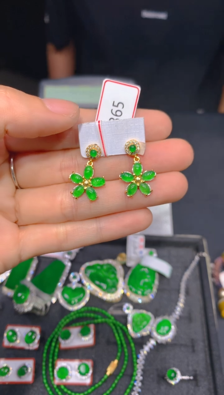 【闪购商品】定制翡翠未镶嵌202多样性发货（发其一）