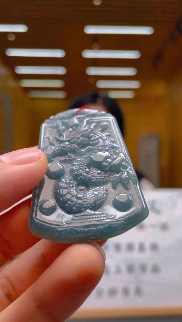 【闪购商品】翡翠颈饰未镶嵌********530