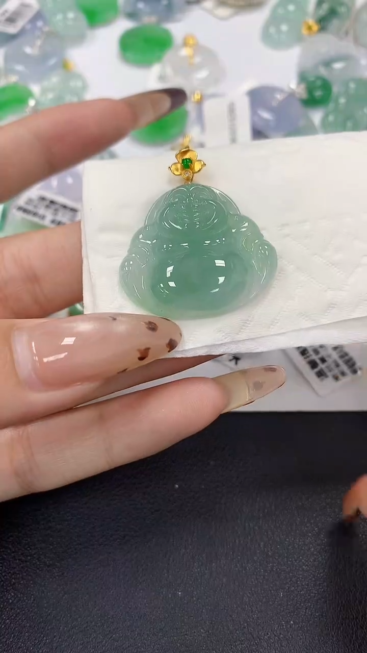 颈饰18K金镶嵌翡翠a货假一赔三支持复检百元上9元证书费自理