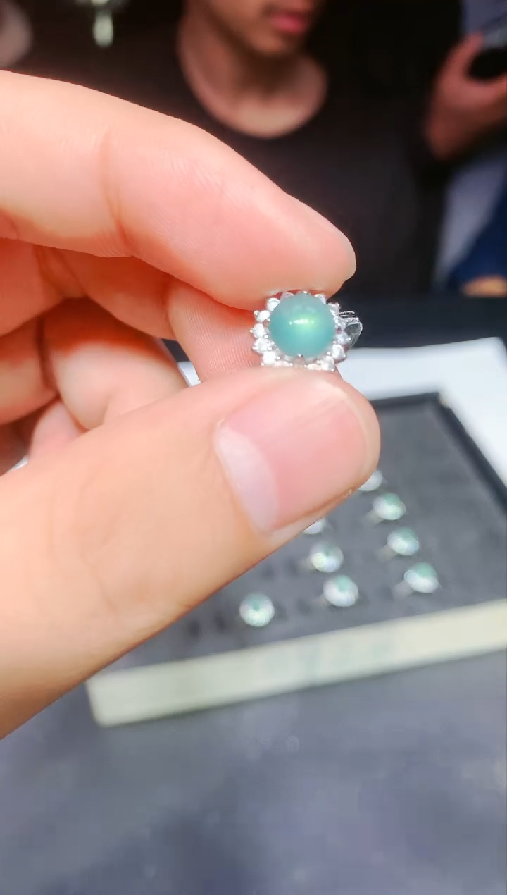 【闪购商品】定制翡翠未镶嵌2定制翡翠多样性发其一