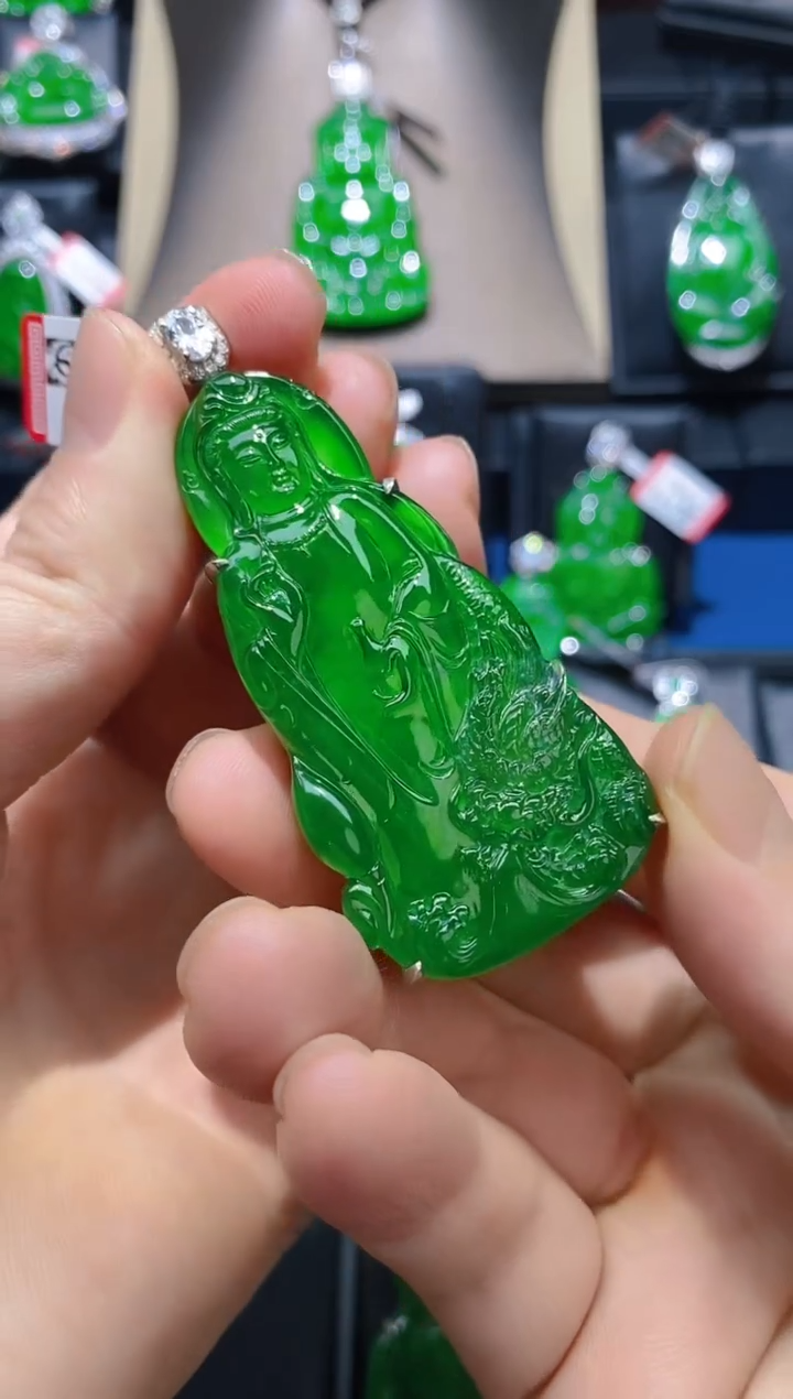 【闪购商品】翡翠颈饰未镶嵌天然A货翡翠z25  890
