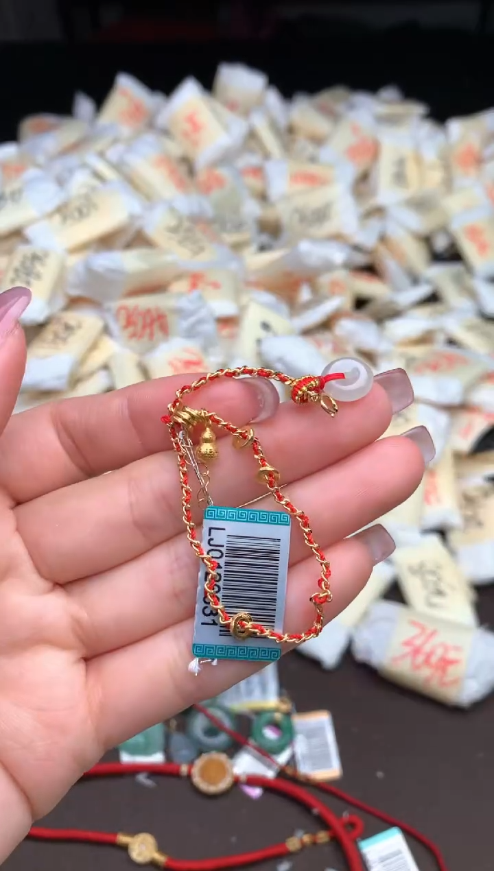 【闪购商品】翡翠手绳未镶嵌—