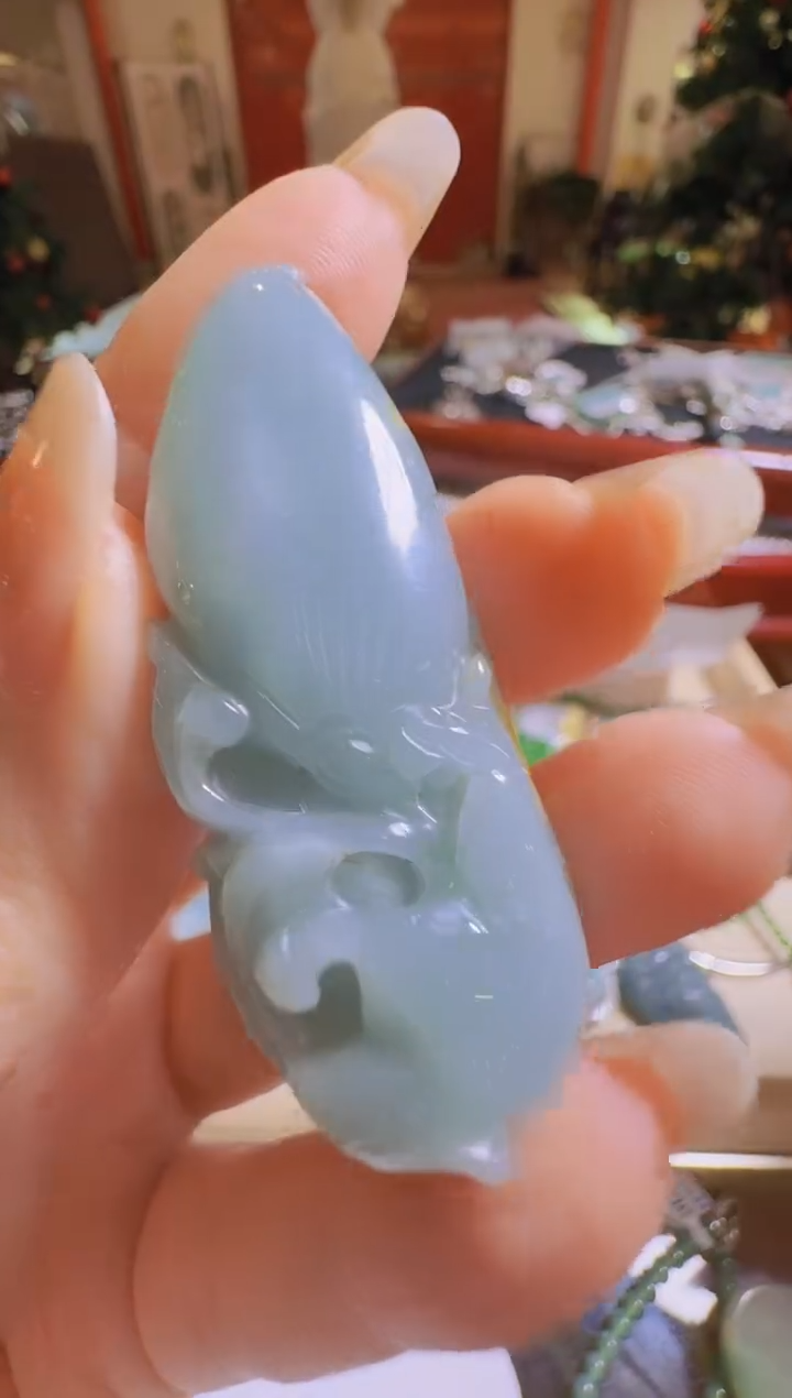 【闪购商品】翡翠吊坠(不含链)未镶嵌翡翠