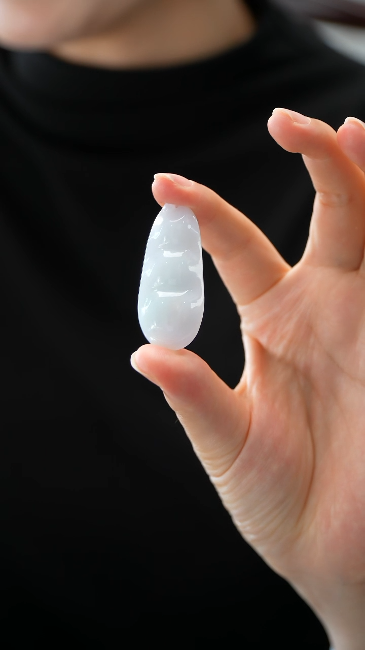 颈饰未镶嵌翡翠福豆