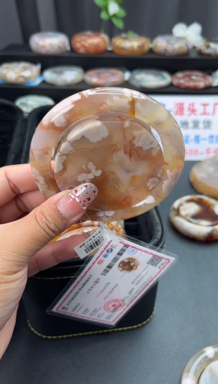 未镶嵌手镯石英质玉（60圈口）赠送镯心 