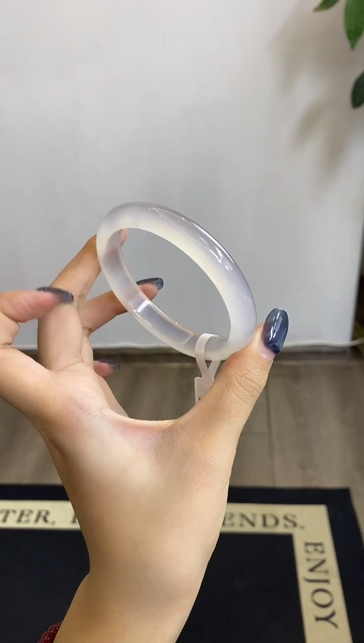 【闪购商品】玛瑙/玉髓手镯未镶嵌203