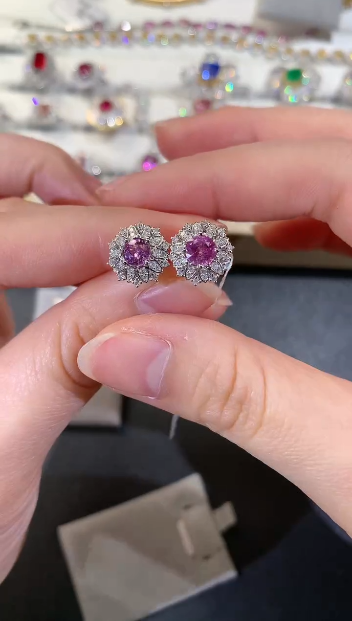 【闪购商品】彩色蓝宝石耳饰18K金镶嵌R392|5980