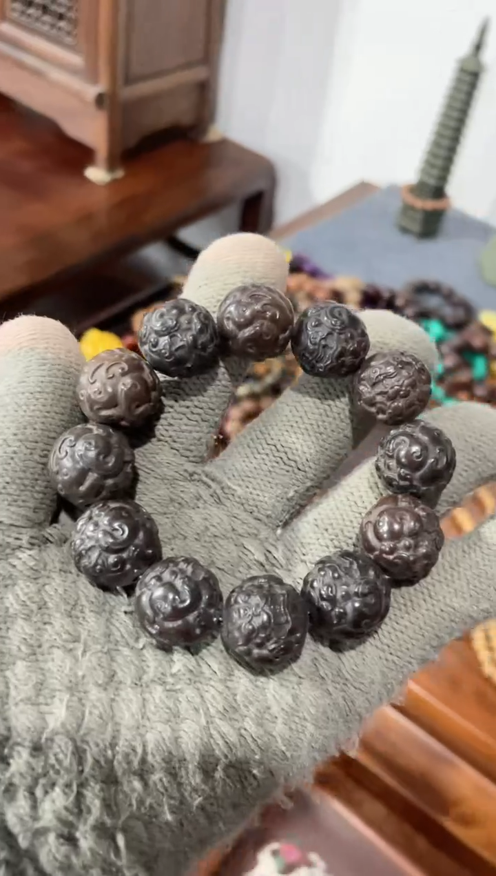 【闪购商品】黑酸枝木类成套家具          