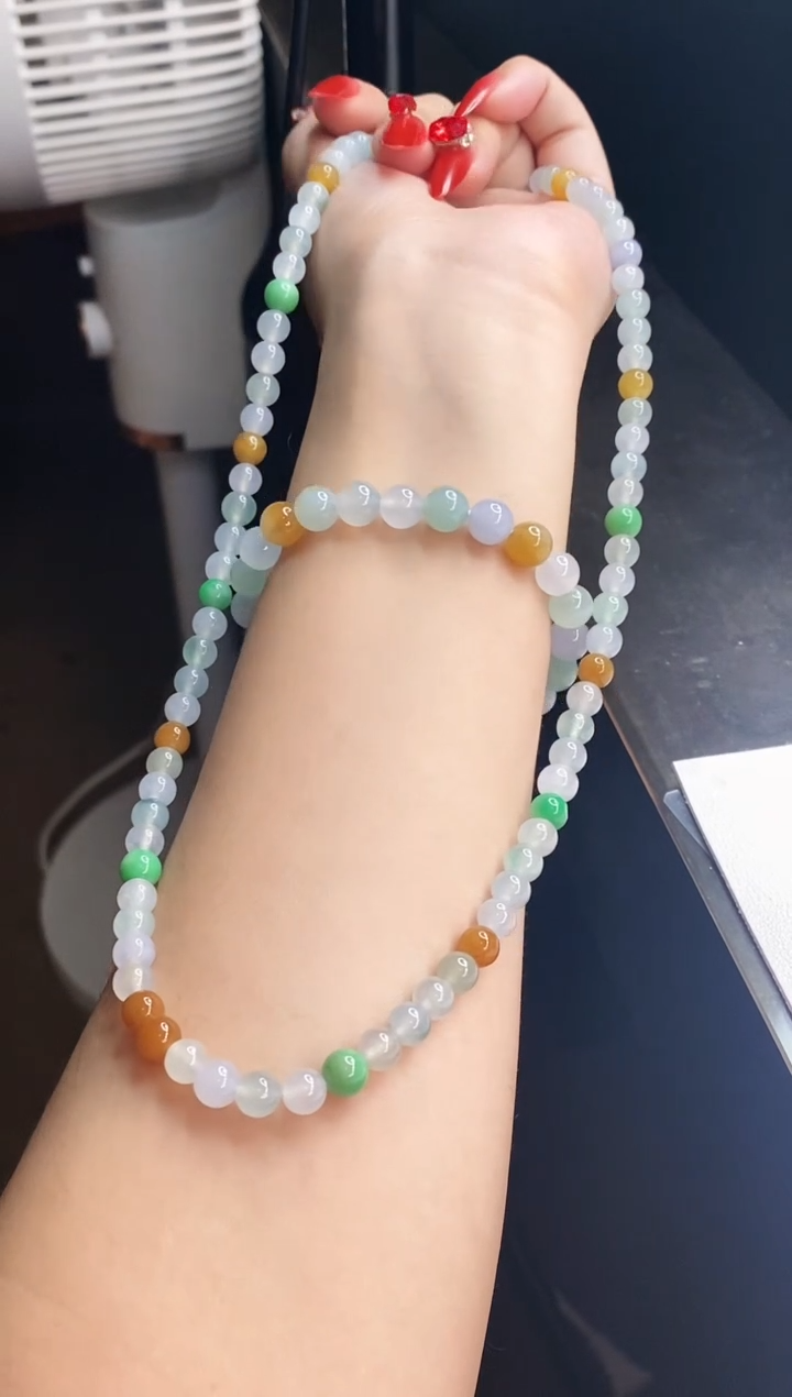 【闪购商品】翡翠颈饰未镶嵌珠链+手串