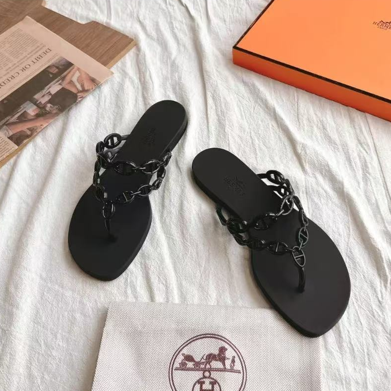 未使用 Hermes/爱马仕 黑色猪鼻拖36