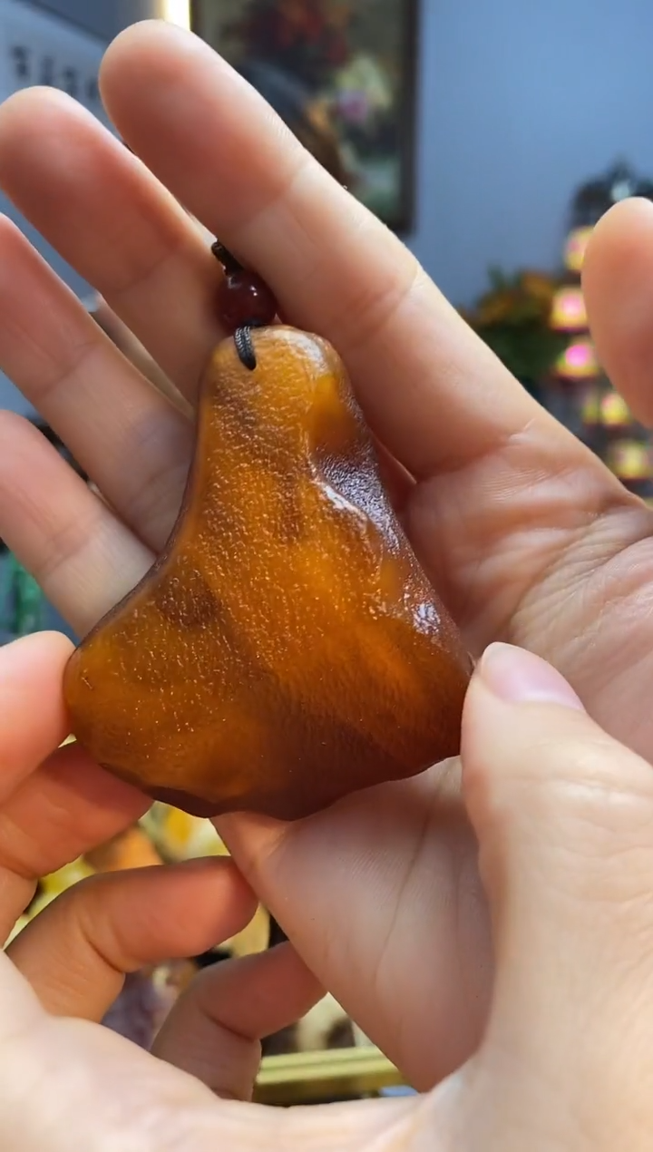 琥珀颈饰未镶嵌吊坠