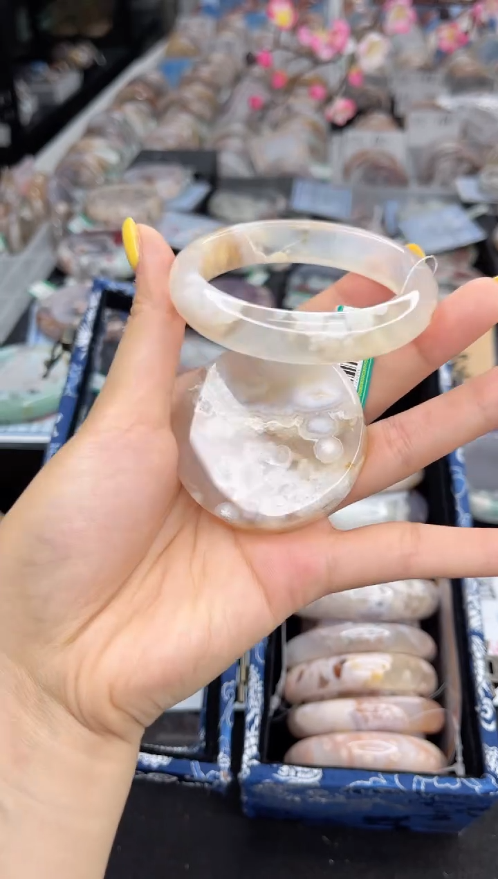 石英质玉未镶嵌手镯55圈口（赠送镯心）1660251