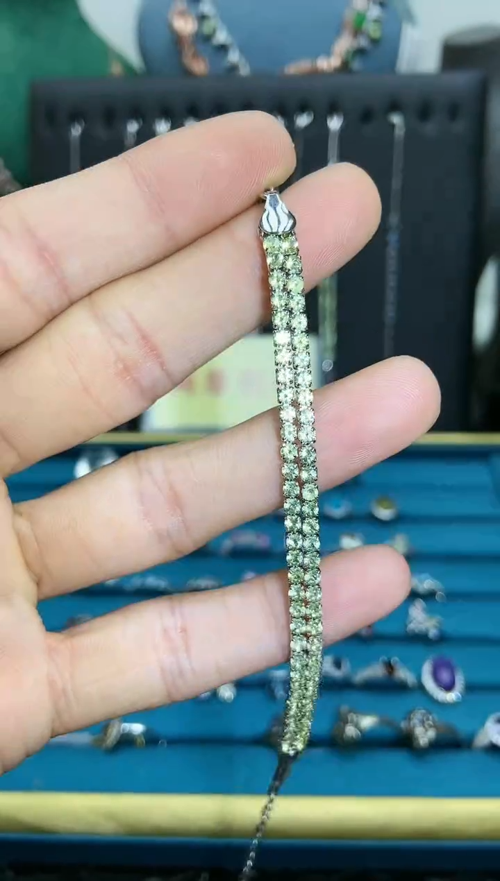 【闪购商品】橄榄石手链银S925镶嵌1121