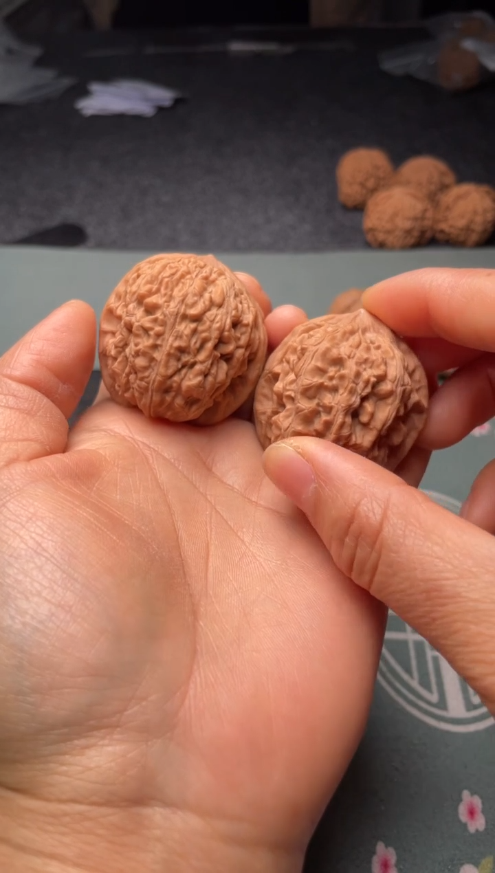 把件文玩核桃w306  牡丹 40尺