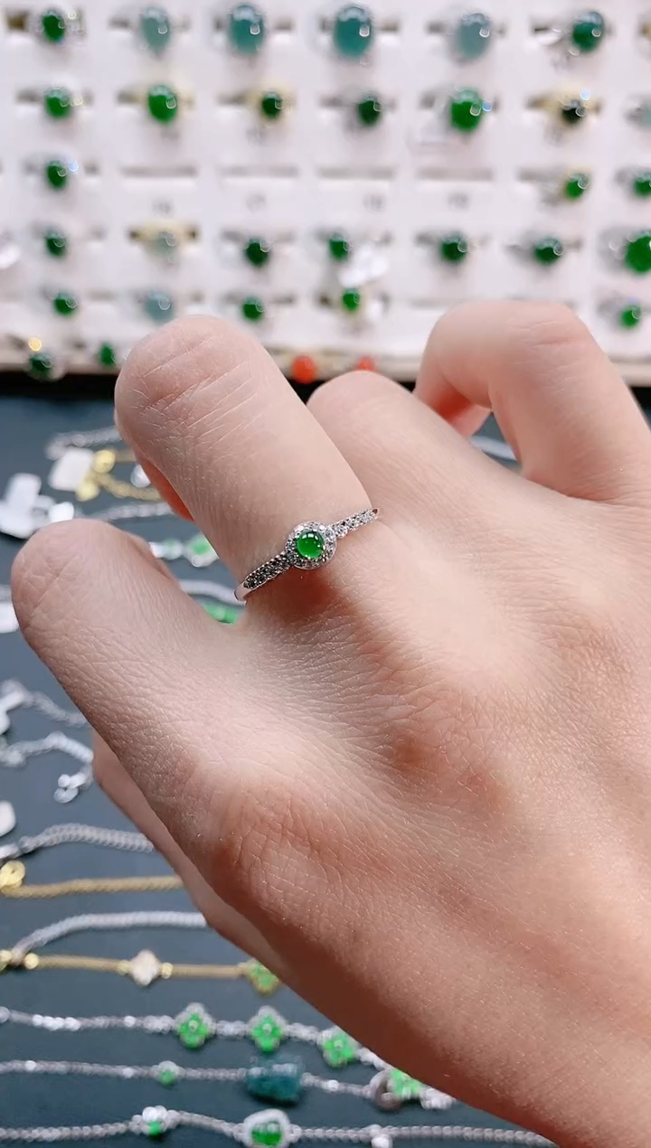 【闪购商品】翡翠戒指银S925镶嵌天然翡翠