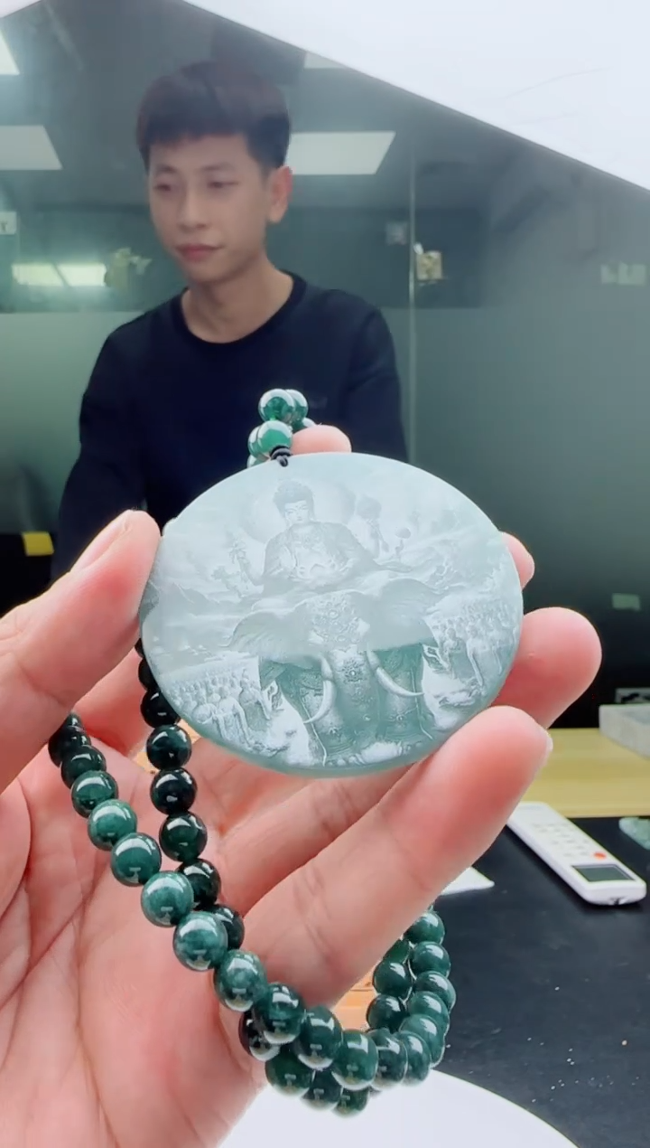 【闪购商品】翡翠颈饰未镶嵌111111111